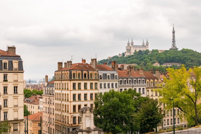 Vieux-Lyon, colorful houses